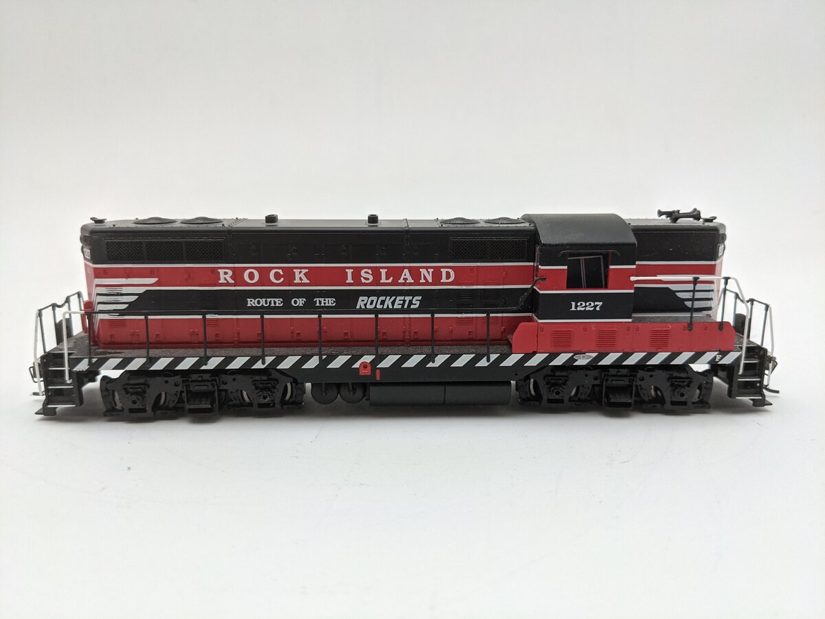 Bachmann 65603 HO Rock Island GP7 Diesel Locomotive #1227 EX/Box