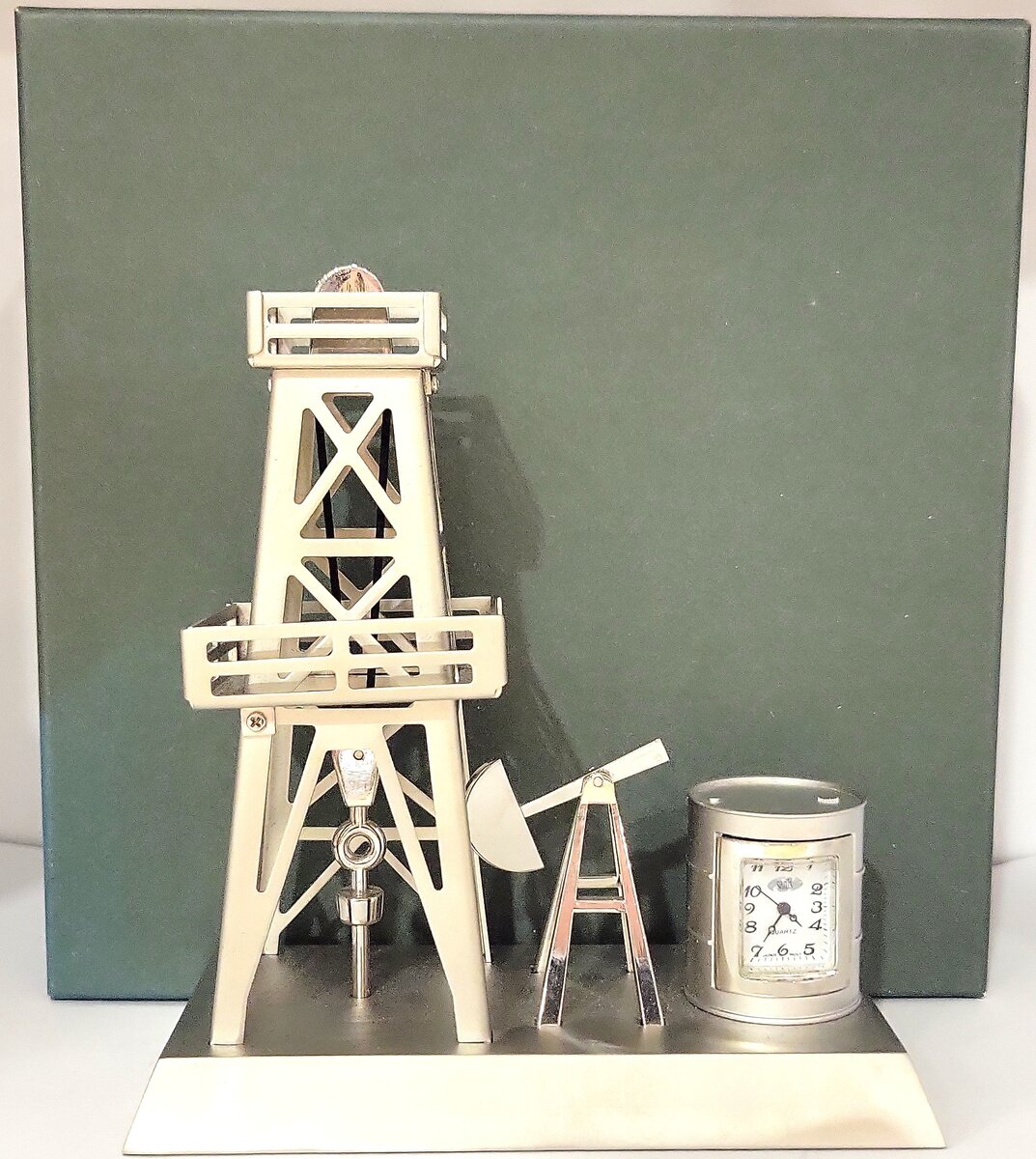 Sanis Enterprises CK451 Silver Oil Rig Clock LN/Box