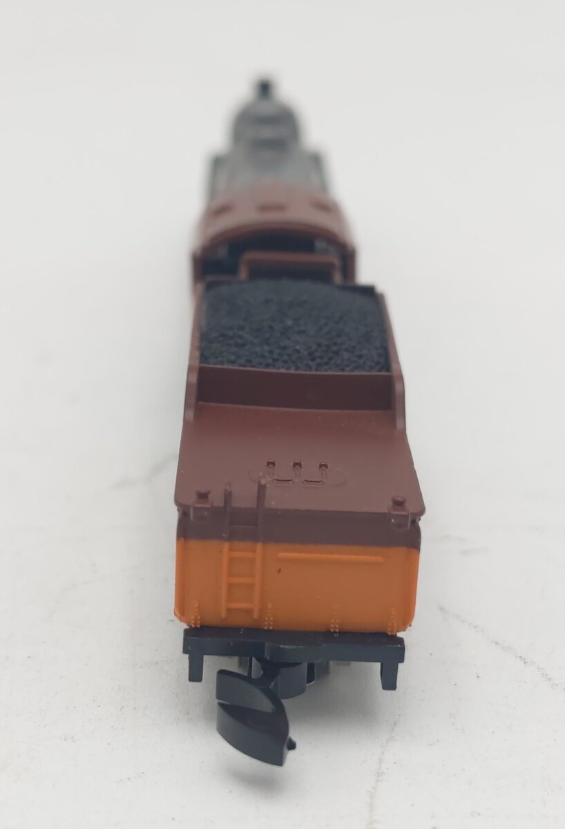 Marklin 8139 Z Scale Milwaukee Road 2-8-2 Steam Locomotive & Tender #8689 EX