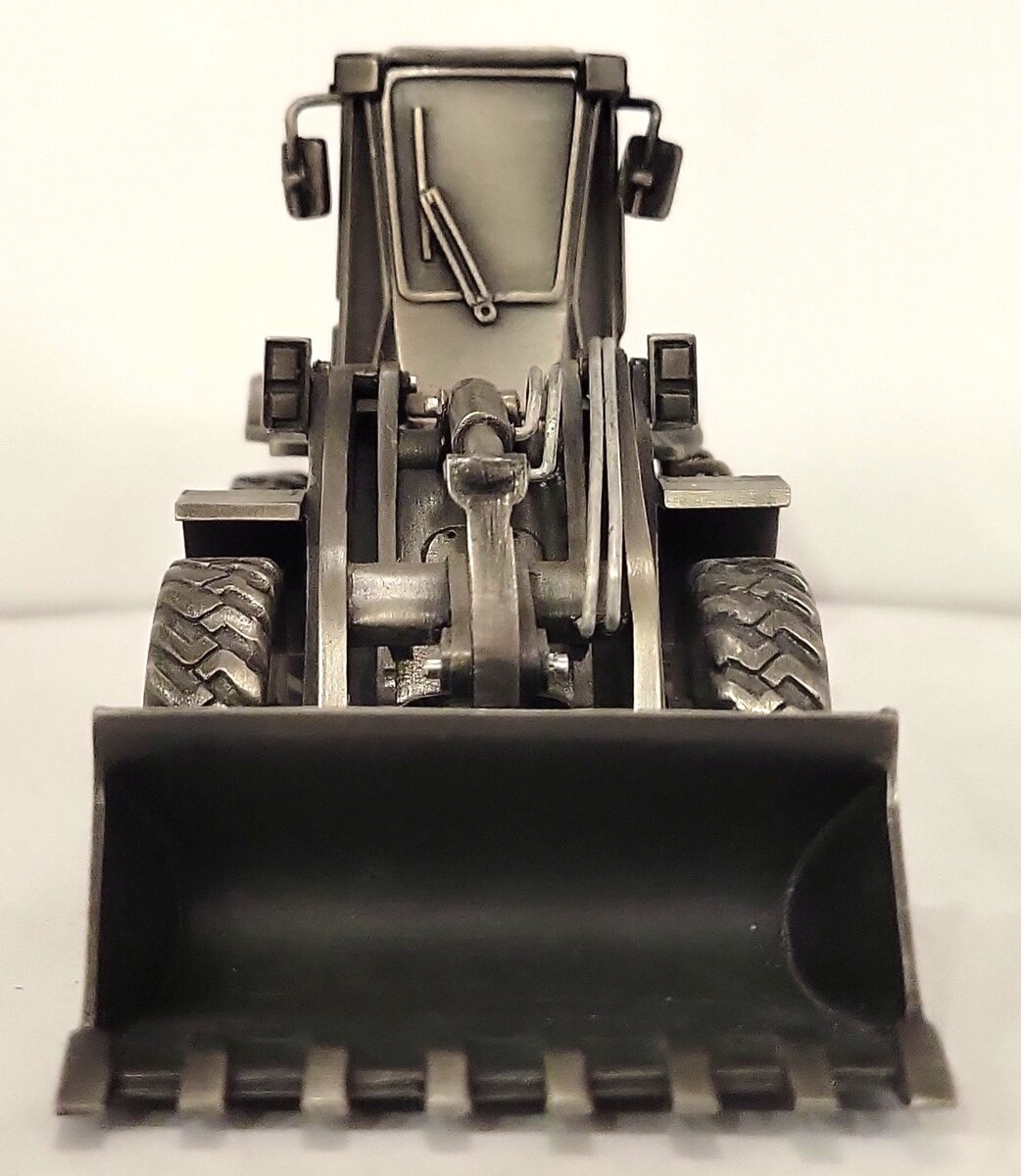 SpecCast Pewter John Deere 544G Loader LN/Box