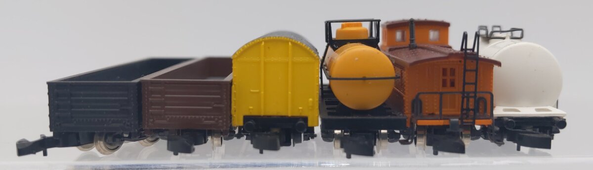 Marklin Z Scale Assorted Freight Cars [6] EX