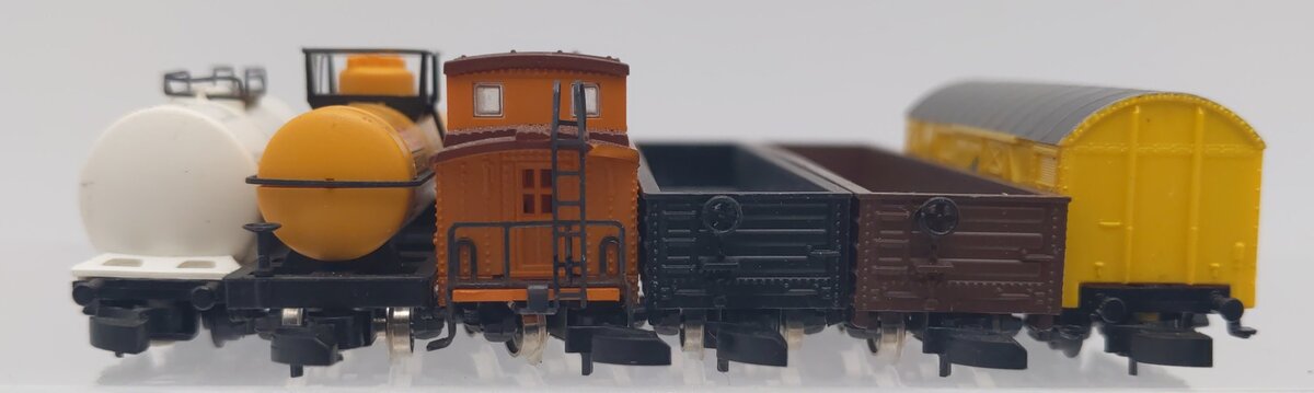 Marklin Z Scale Assorted Freight Cars [6] EX