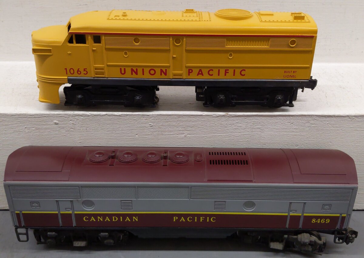 Lionel O Gauge Assorted Diesel Locomotives- 1065, 8469[2] VG