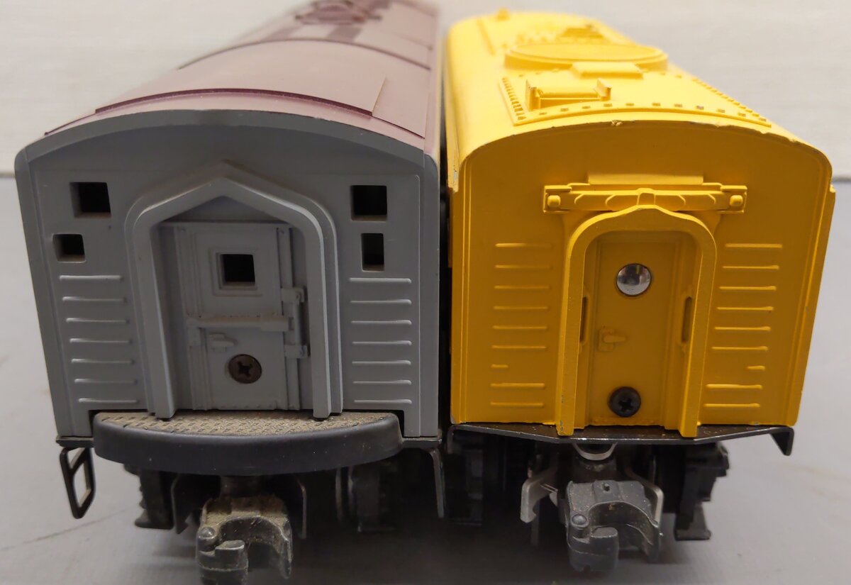 Lionel O Gauge Assorted Diesel Locomotives- 1065, 8469[2] VG