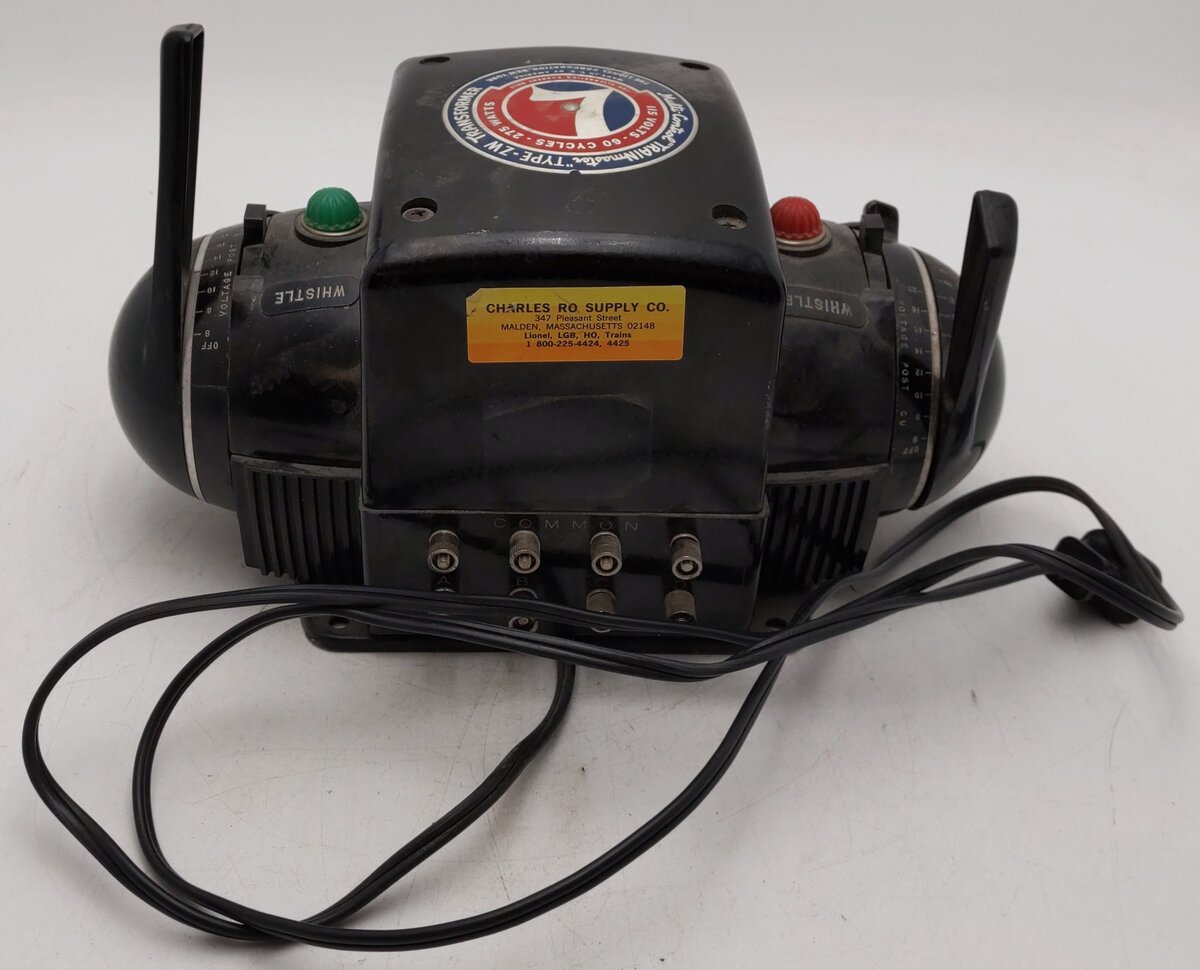 Lionel ZW Vintage O Gauge Trainmaster 275 Watt Transformer with Whistle