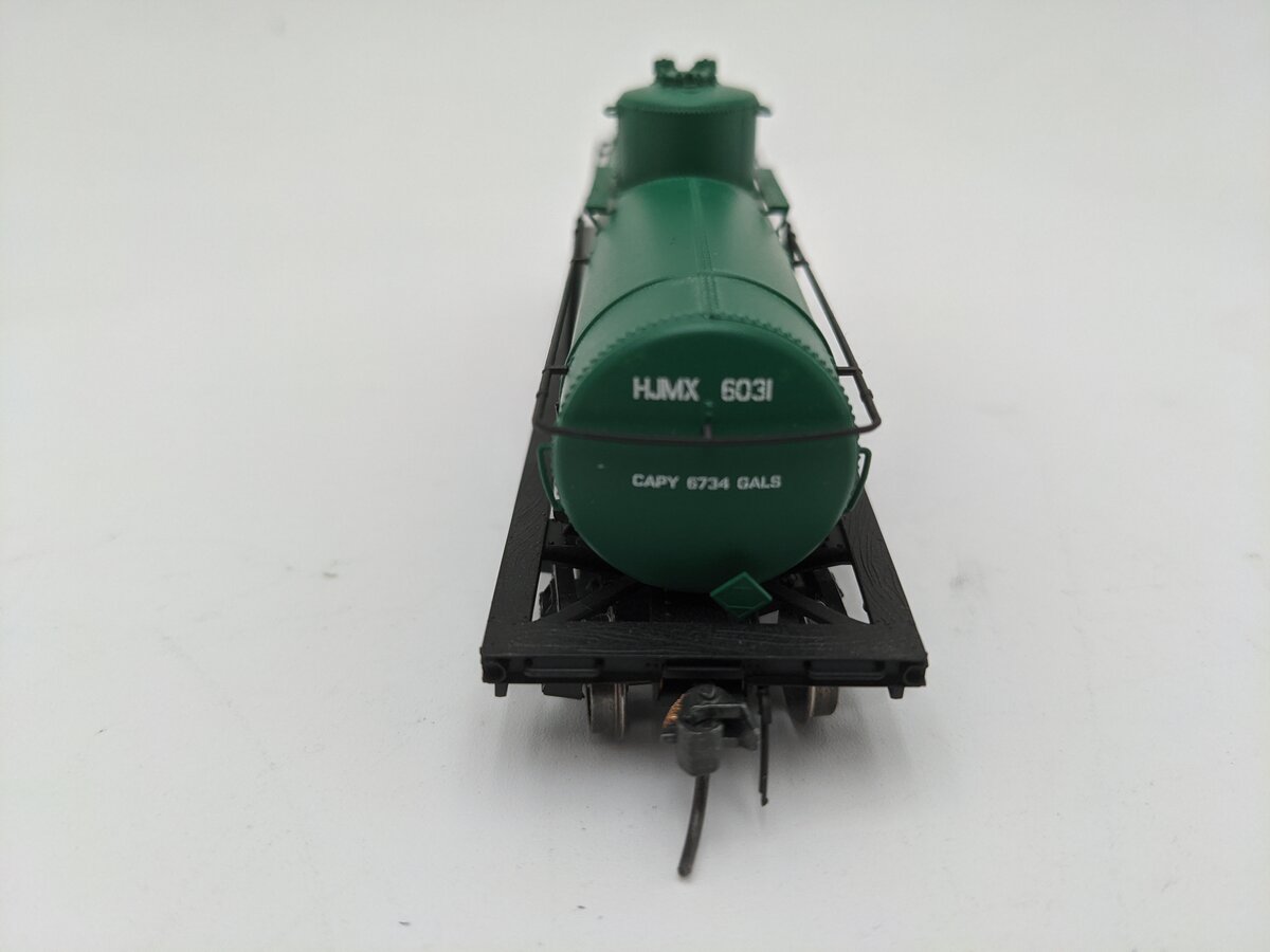 InterMountain 46329-04 HO Champion Oils/Sterling Fuels ACF Riveted Tank Car EX/Box