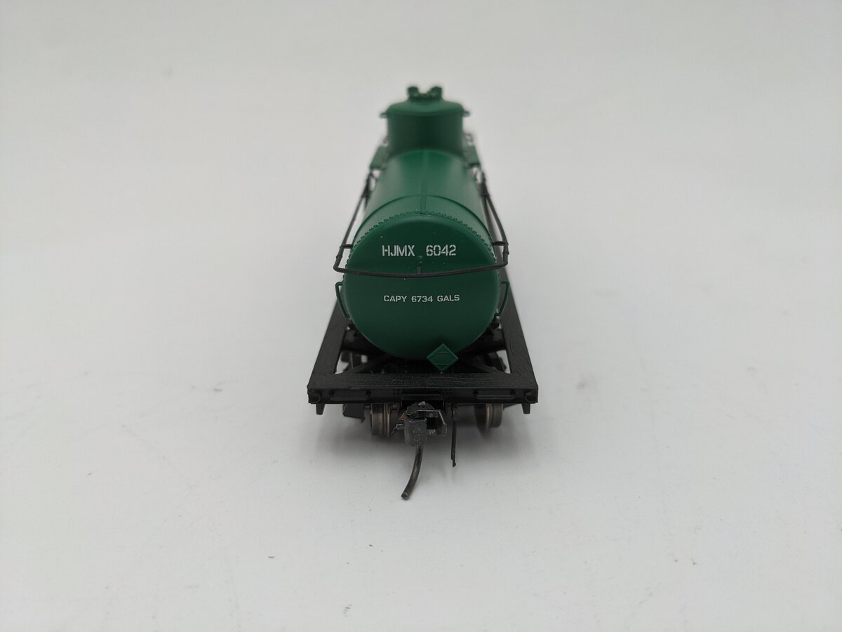 InterMountain 46329-06 HO Champion Oils/Sterling Fuels ACF Riveted Tank Car 6042 EX/Box