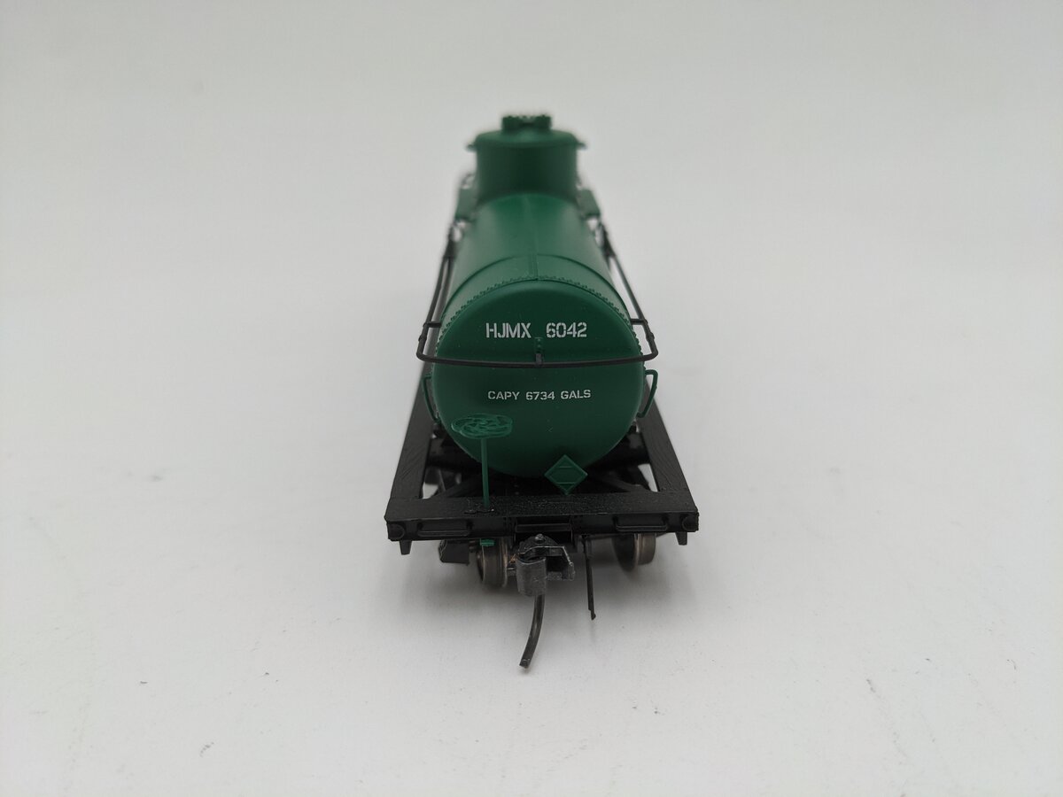 InterMountain 46329-06 HO Champion Oils/Sterling Fuels ACF Riveted Tank Car 6042 EX/Box