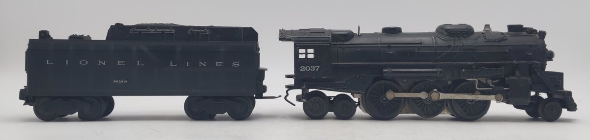 Lionel 2037 Vintage O 2-6-4 Die-Cast Steam Locomotive and 6026W Tender EX