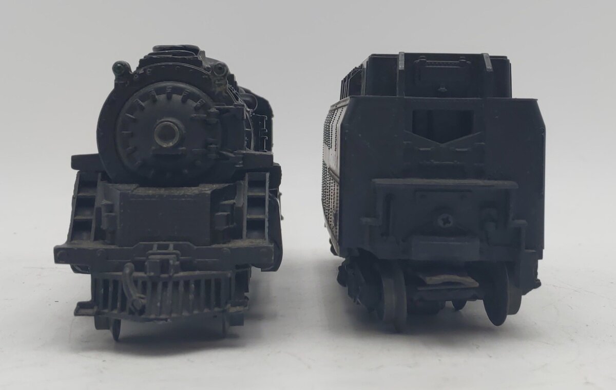 Lionel 2037 Vintage O 2-6-4 Die-Cast Steam Locomotive and 6026W Tender EX