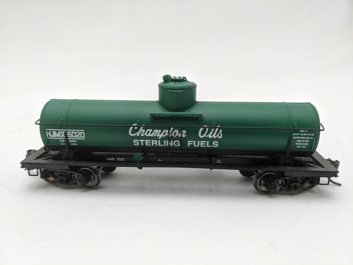 InterMountain 46329-02 HO Champion Oils/Sterling Fuels ACF Riveted Tank Car 6020 EX/Box