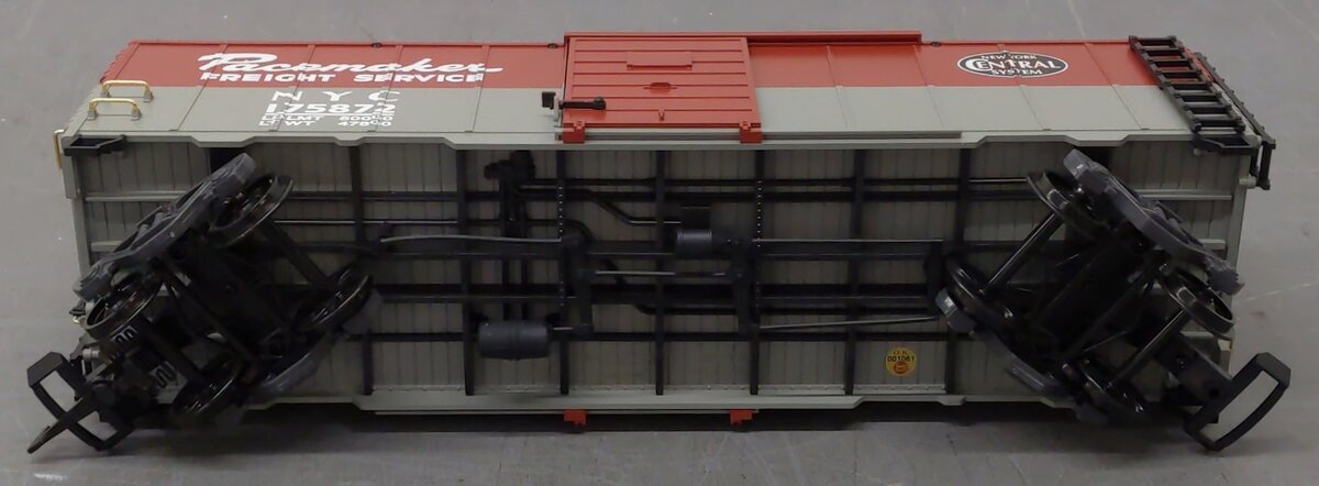LGB 47914 G Scale NYC Pacemaker Boxcar LN/Box