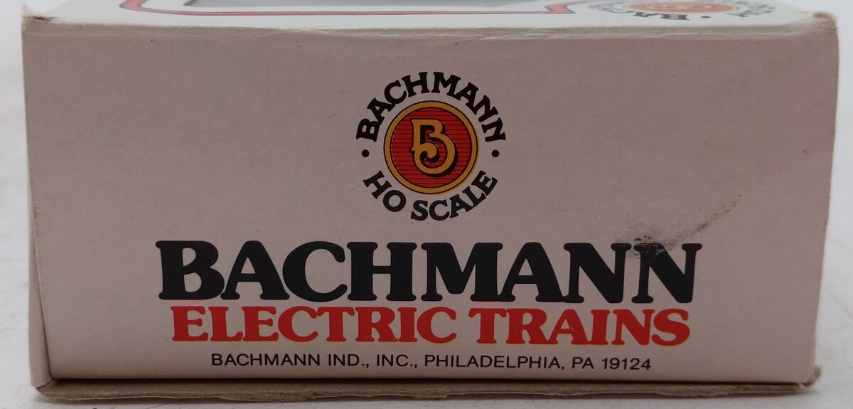 Bachmann 61502 HO Santa Fe F9 Powered Diesel Locomotive #307 EX/Box