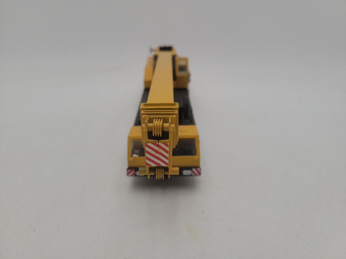Conrad 2072 1:50 Scale Yellow Liebherr LT1100 Crane Diecast EX/Box