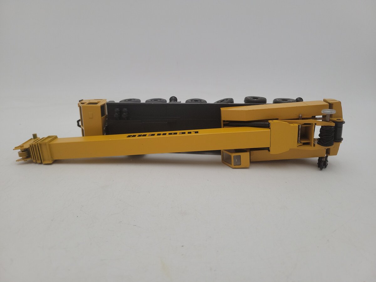 Conrad 2072 1:50 Scale Yellow Liebherr LT1100 Crane Diecast EX/Box