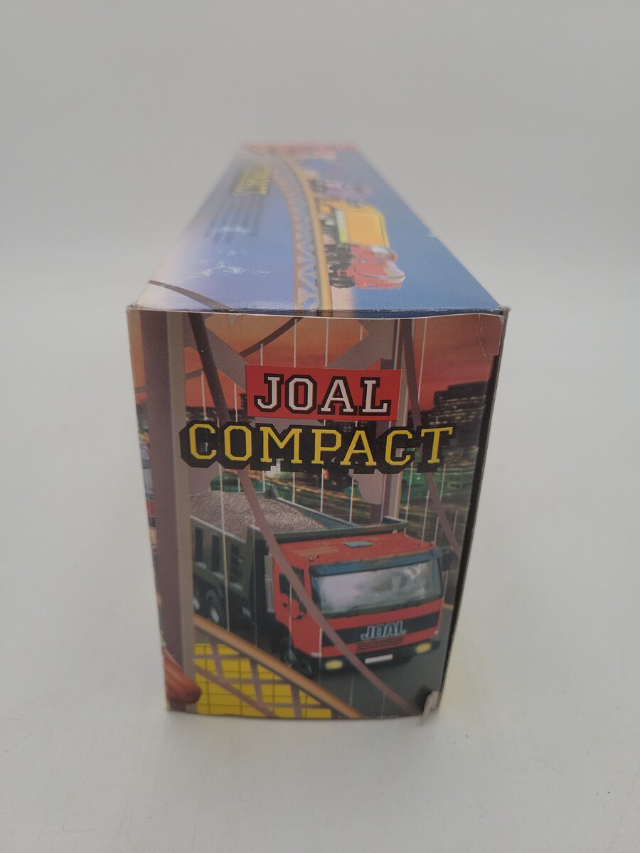 Joal 332 1:50 Scale Red Diecast Volvo FH16 Globetrotter XL Truck & Trailer EX/Box