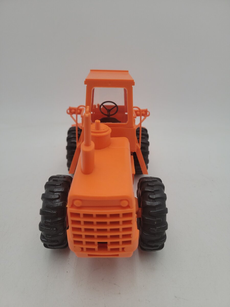 Preiser 5206 G International Harvester Payloader H-65C Type Front Loader Tractor EX/Box