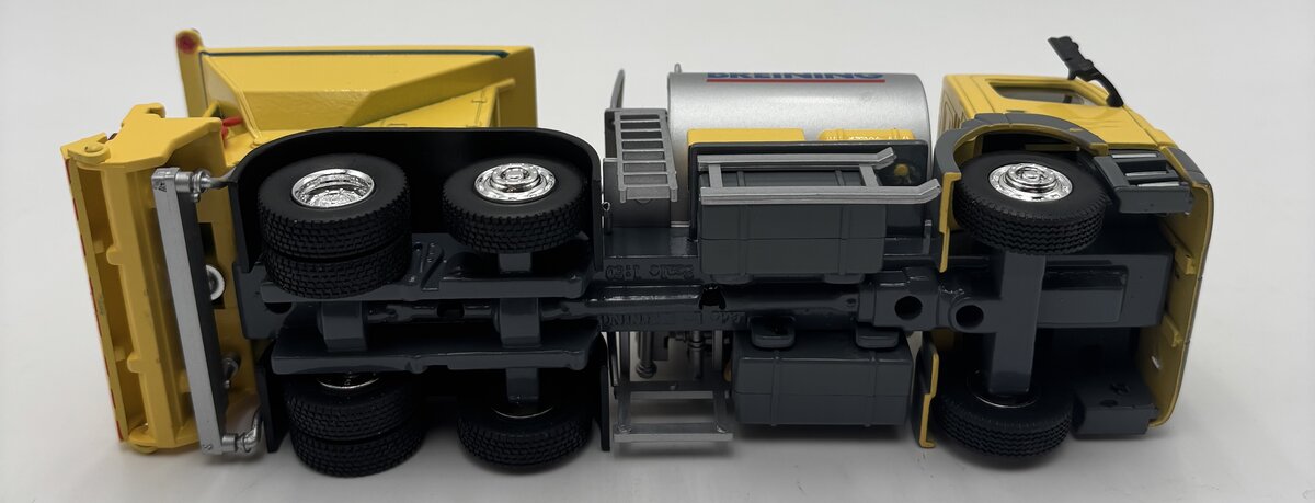 Bymo 20051 1:50 Mercedes-Benz Breining Viasealer EX/Box