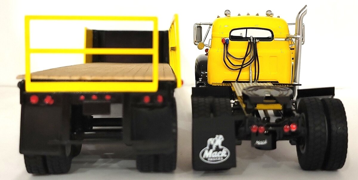 First Gear Custom Caterpillar Mack Tractor & Trailer w/ Load EX