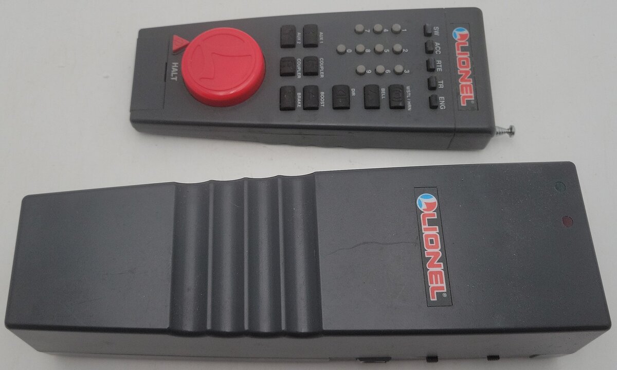 Lionel 6-12868/6-12867 TrainMaster Command PowerMaster & Cab-1 Remote Set EX