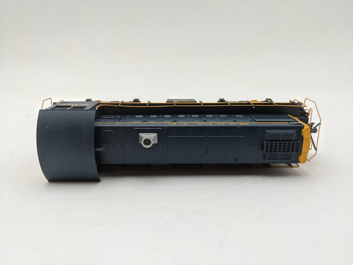Atlas 10001498 HO Scale Atchison Topeka Santa Fe Alco S-2 DCC #2357 EX/Box