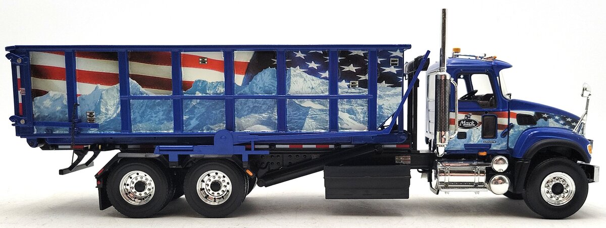 First Gear 19-3416 1:34 Mack Granite Roll-Off Refuse Truck LN/Box