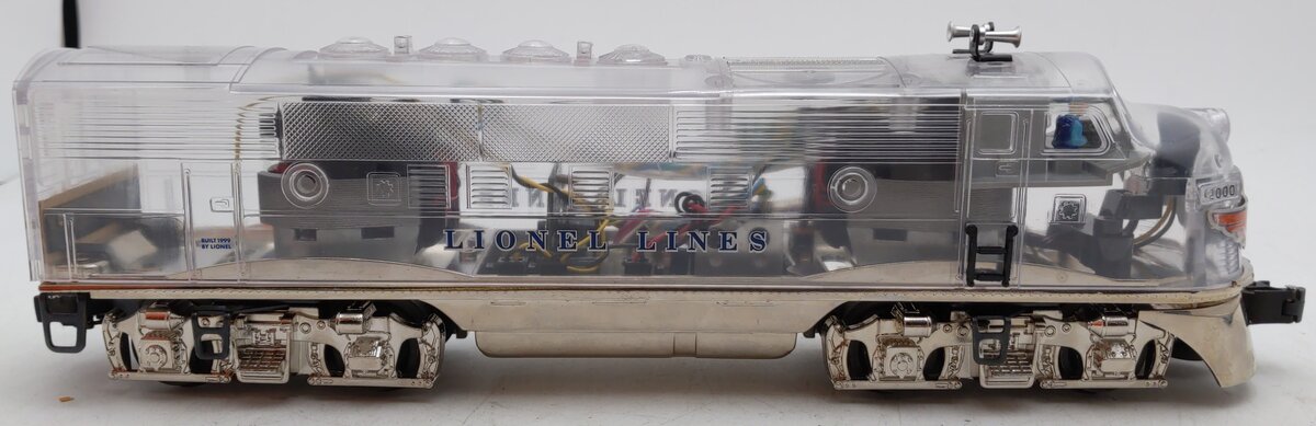 Lionel 6-38151 O Lionel Lines F3A Powered Clear Cab Diesel Locomotive #2000 EX/Box