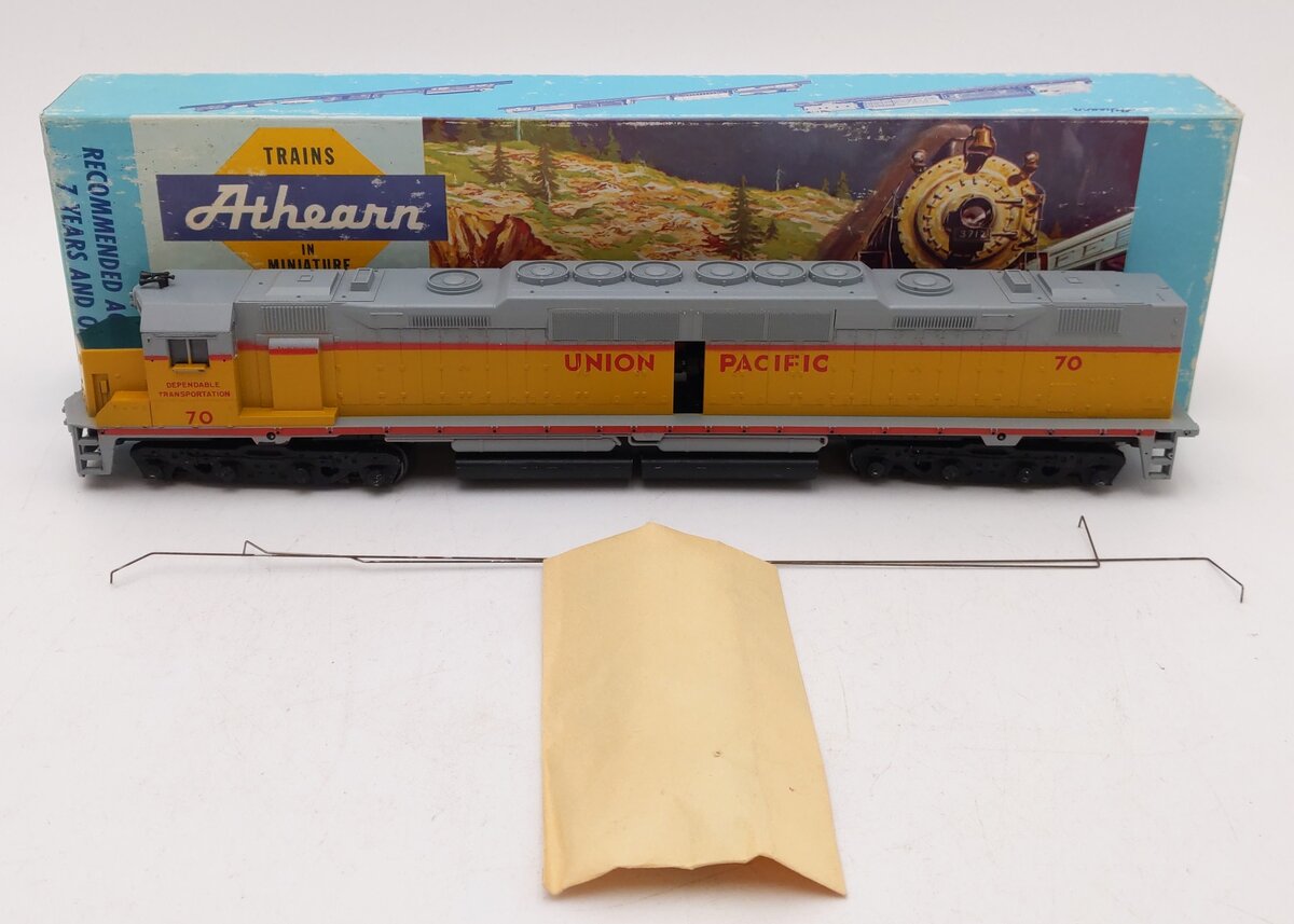 Athearn 4285 HO Union Pacific DD40 Powered Diesel Locomotive #70 VG/Box