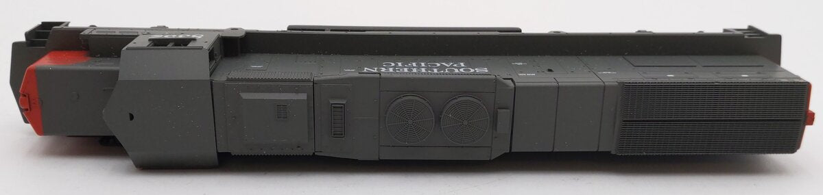 Athearn 4551 Southern Pacific SD40T-2 Non-Powered Diesel Locomotive #8326 EX/Box