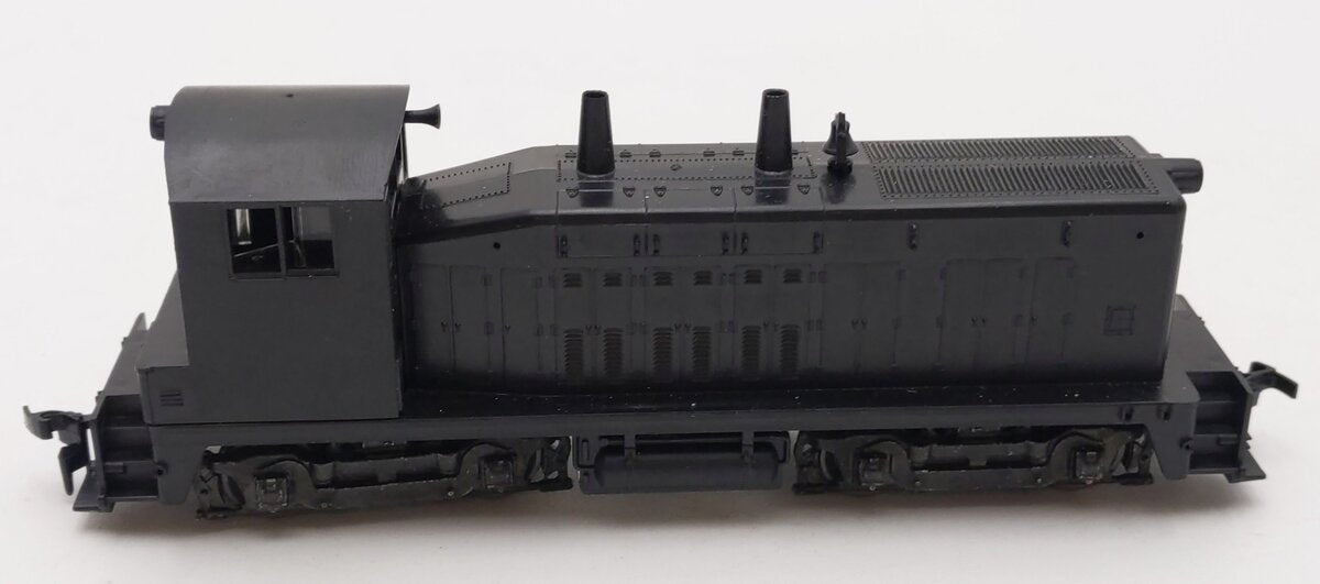 Athearn 4001 HO Undecorated SW7 COW Powered Diesel Switcher VG/Box