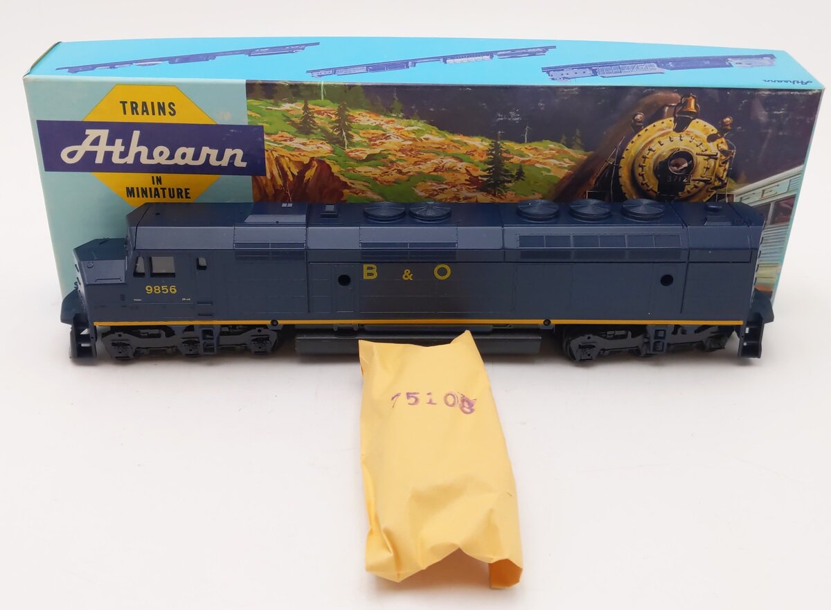 Athearn 3633 HO B&O FP45 Dummy Diesel Locomotive #9859 LN/Box