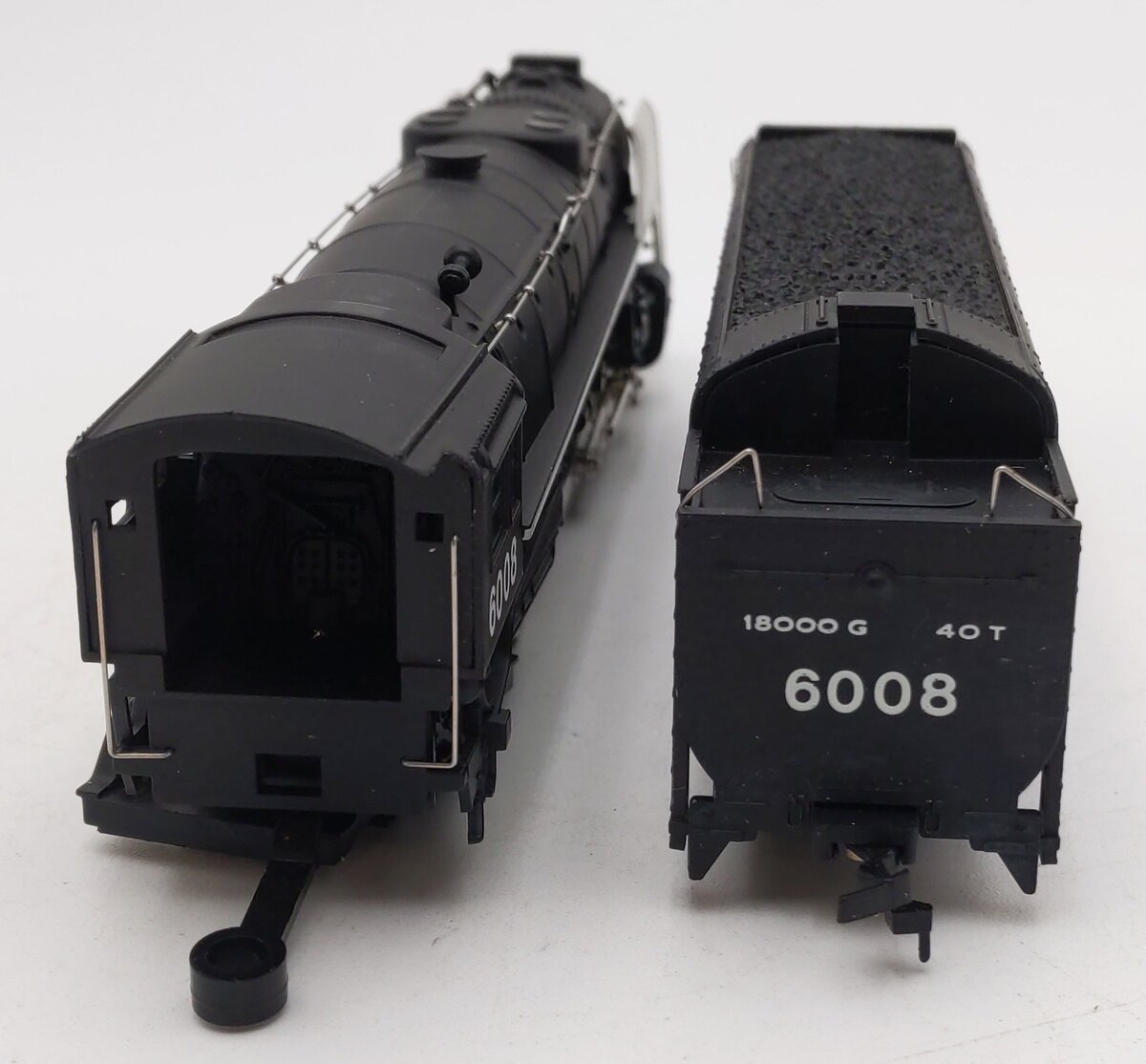 Bachmann 41-540-20 HO Scale New York Central 4-8-4 Steam Loco & Tender #6008 EX/Box