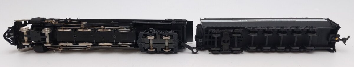Bachmann 41-540-20 HO Scale New York Central 4-8-4 Steam Loco & Tender #6008 EX/Box