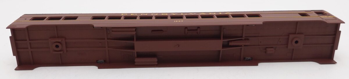 Con-Cor 0001-000905 HO Scale Pennsylvania Railroad 72' Coach Passenger Car #1827 LN/Box