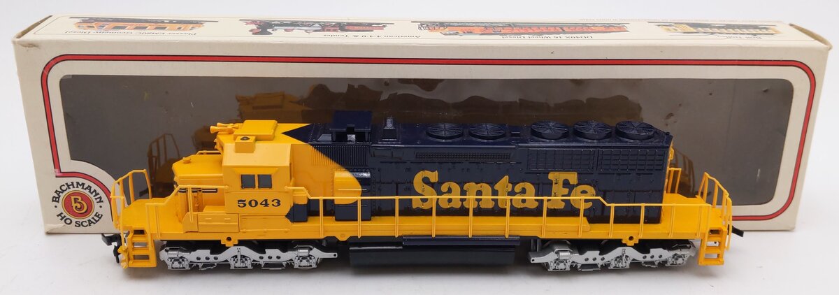 Bachmann 41-670-02 HO Scale Santa Fe SD40-2 Diesel Locomotive #5043 EX/Box