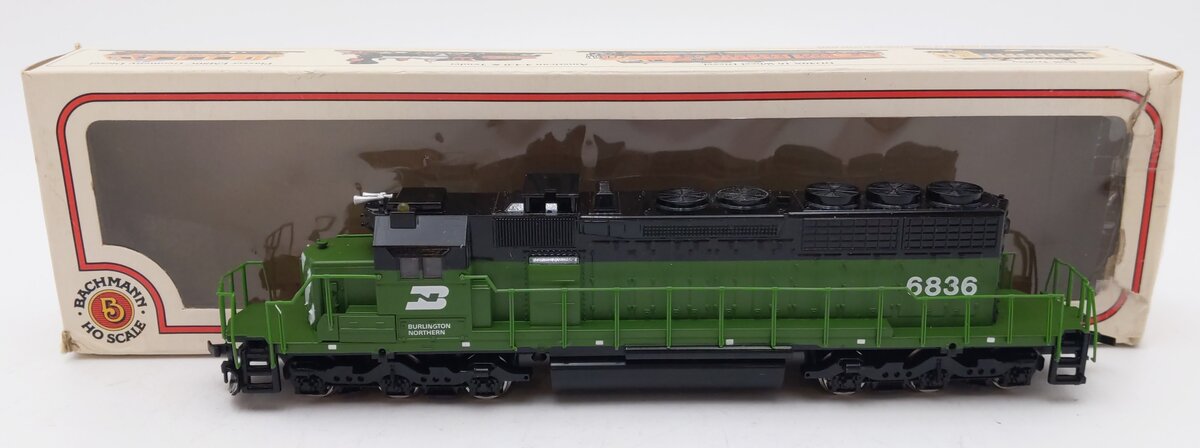 Bachmann 41-670-03 HO Burlington Northern SD 40-2 Diesel #6836 EX/Box