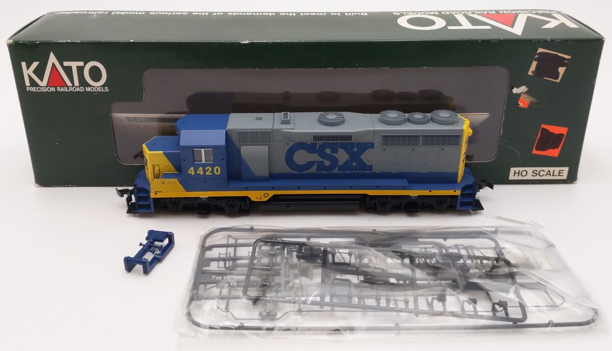 Kato 37-027 HO Scale CSX EMD GP35 Ph. Ia Diesel Locomotive #4420 EX/Box