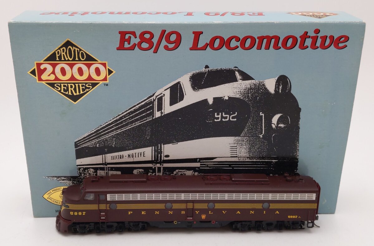 Proto 2000 8056 HO Scale Pennsylvania E8/9 Diesel Locomotive #5887 VG/Box