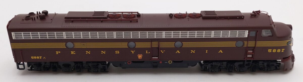 Proto 2000 8056 HO Scale Pennsylvania E8/9 Diesel Locomotive #5887 VG/Box