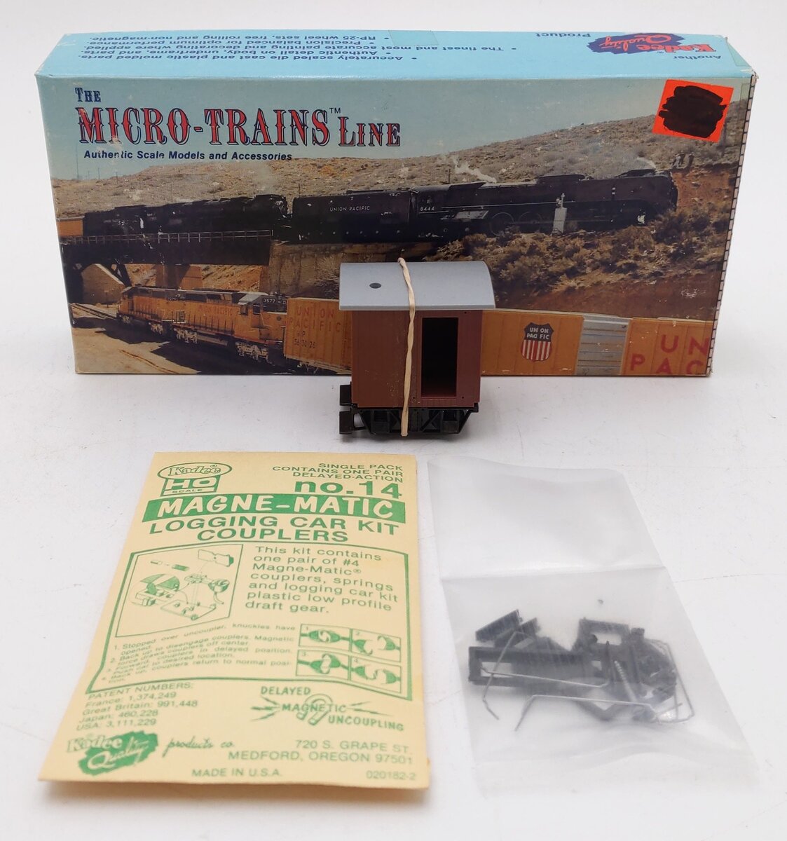 Micro-Trains 104 HO Scale Industrial Caboose EX/Box