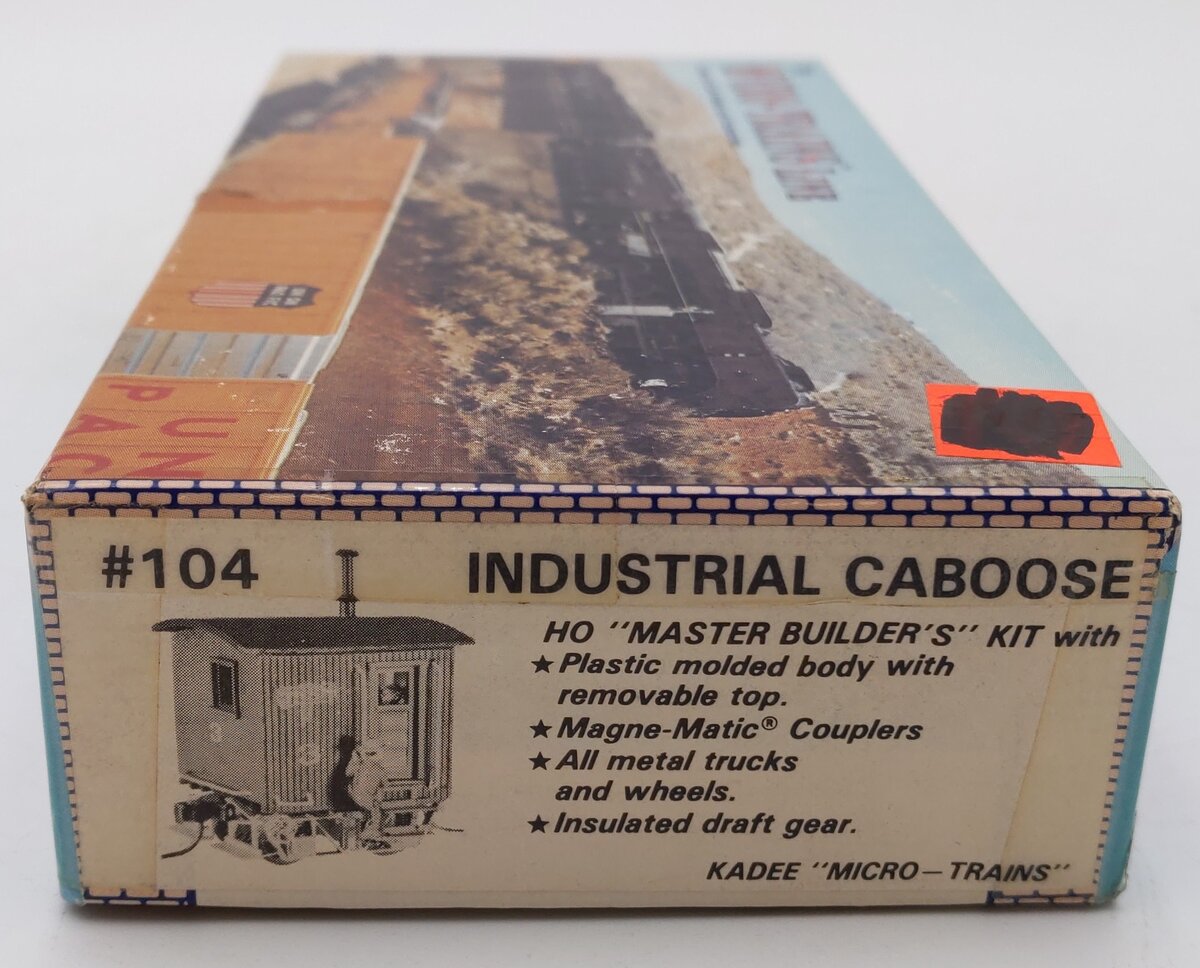 Micro-Trains 104 HO Scale Industrial Caboose EX/Box