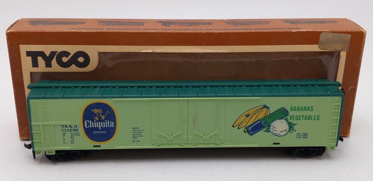 Tyco 360D HO Scale Chiquita Brand Bananas & Vegetables Reefer Car #C11230 EX/Box