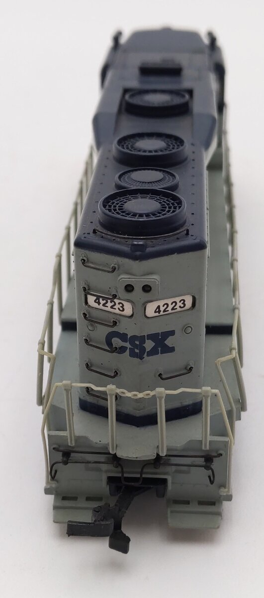 Bachmann 41-0827-L6 HO CSX GP-30 Diesel Locomotive #4223 VG/Box
