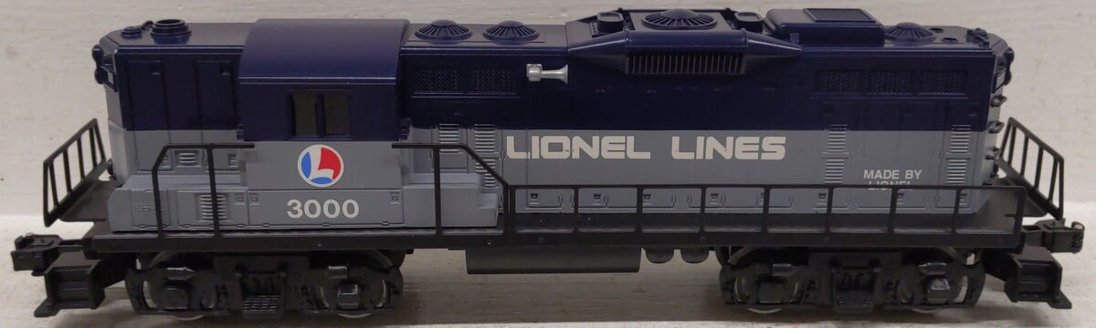Lionel 6-33000 O Gauge Railscope Lionel Lines GP-9 Diesel Locomotive #3000 EX/Box