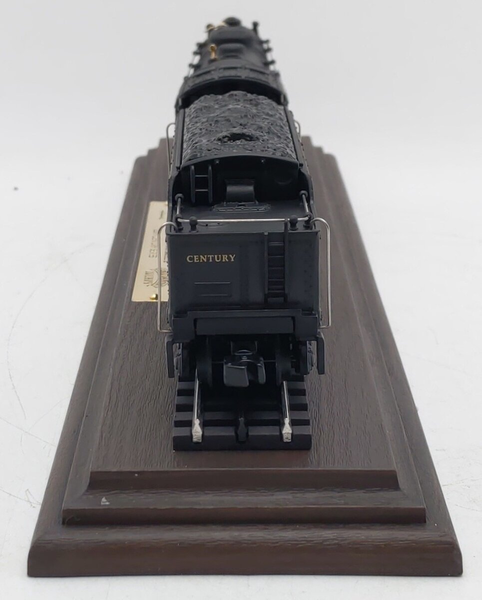 Hallmark 726 Lionel Berkshire Steam Locomotive and Tender with Display Case LN/Box