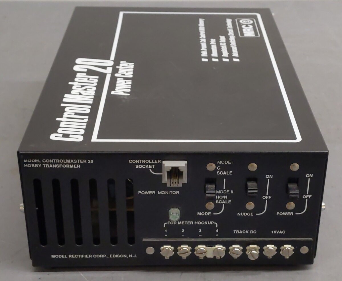MRC 20 N & HO Trains Control Master 20 Power Center EX/Box