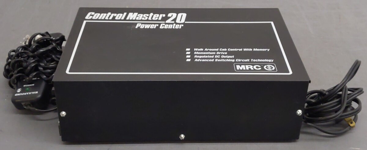 MRC 20 N & HO Trains Control Master 20 Power Center EX/Box