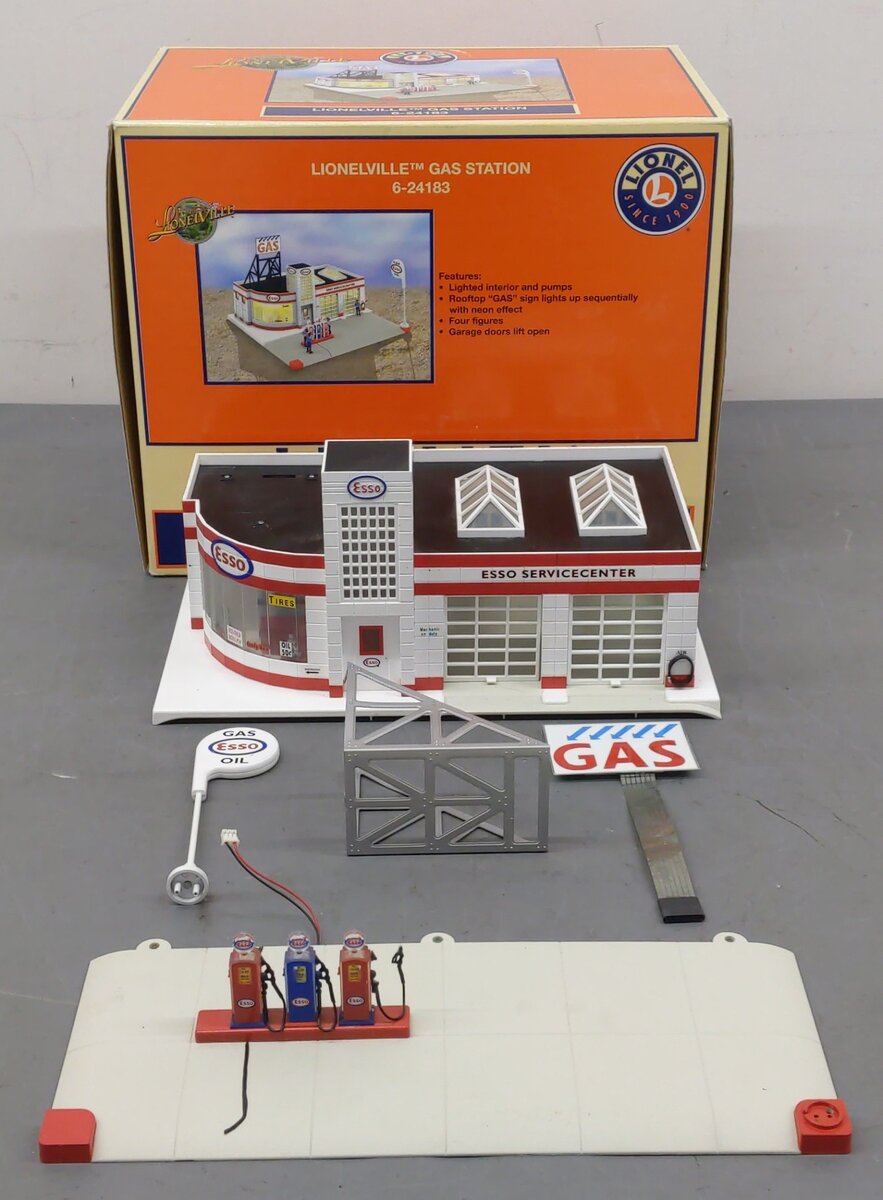Lionel 6-24183 O Gauge Lionelville Esso Gas Station VG/Box