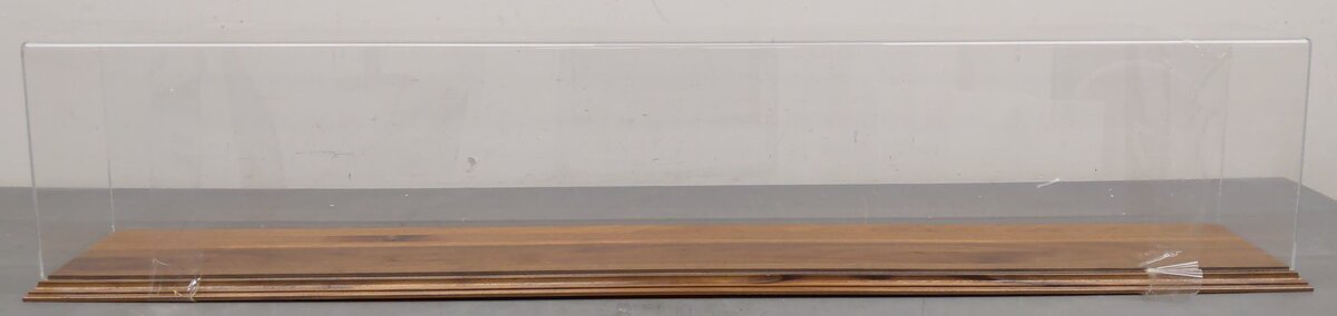 49" G Scale Acrylic Display Case w/Wooden Base LN