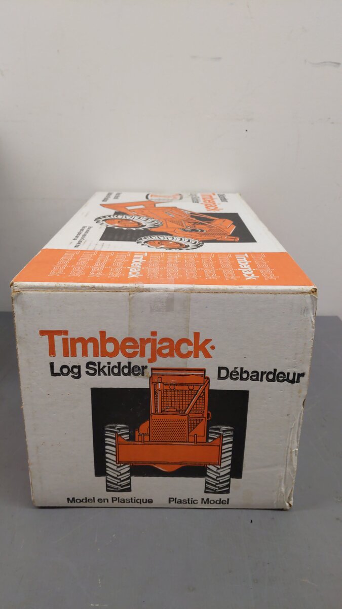 Acme 1:16 Scale By G. Belanger Promotion Timberjack 240A Log Skidde EX/Box